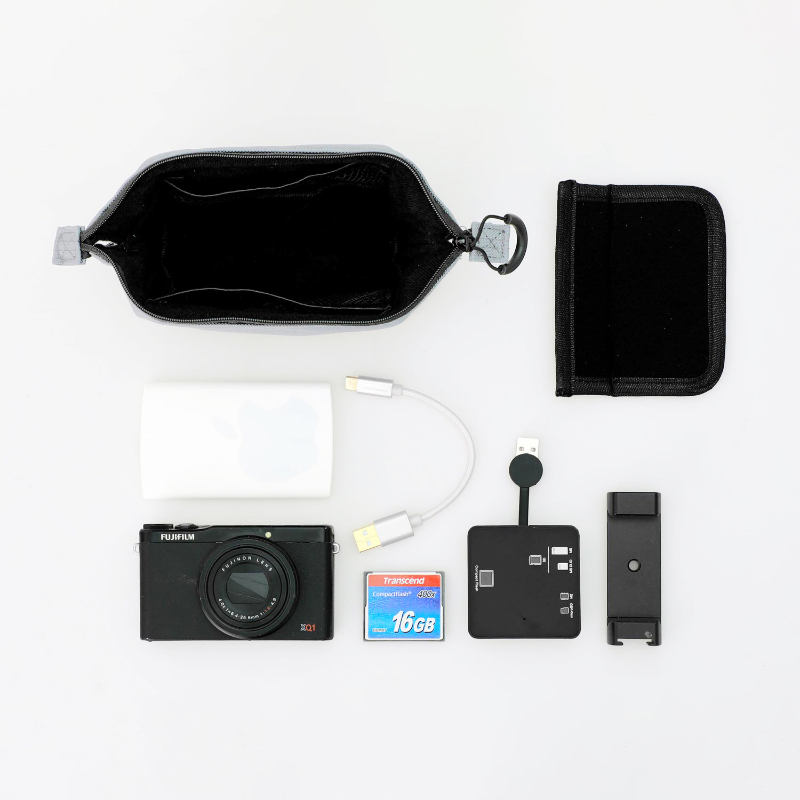 pochette borsetta per accessori e cosmetici